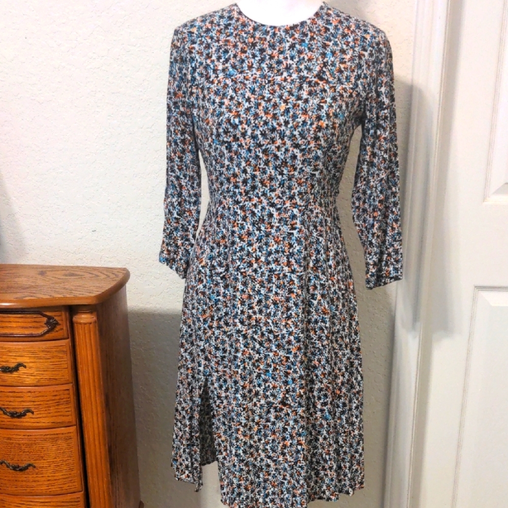 LOFT Petites Women's 3/4 Sleeve Blue & Orange Floral Dress. Size 00P